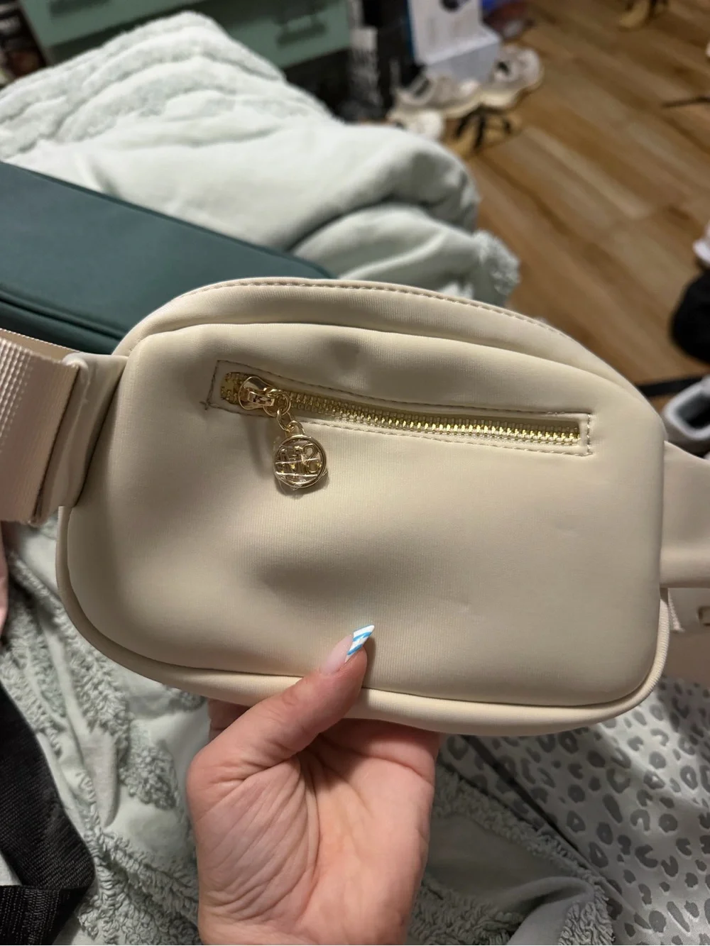 Steve Madden Cream Woven Crossbody Belt Bag